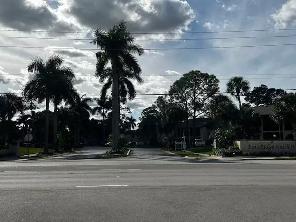 Greenacres, FL 33463,441 Pine Glen LN C-2