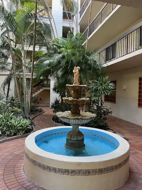 Jupiter, FL 33477,500 Ocean Trail WAY 210