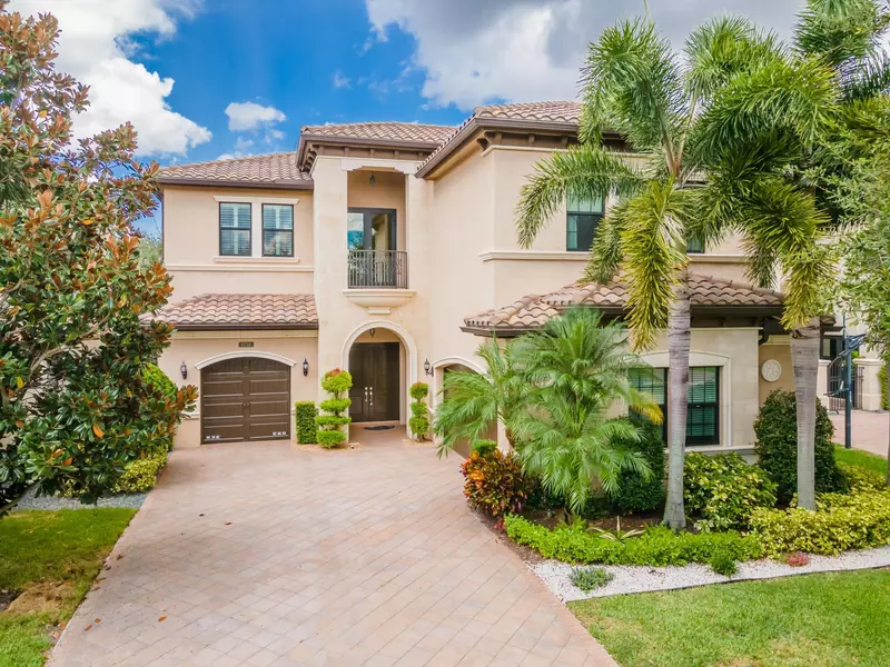 8718 Lewis River RD, Delray Beach, FL 33446