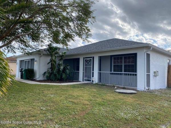 452 SW Baoy AVE, Port Saint Lucie, FL 34953