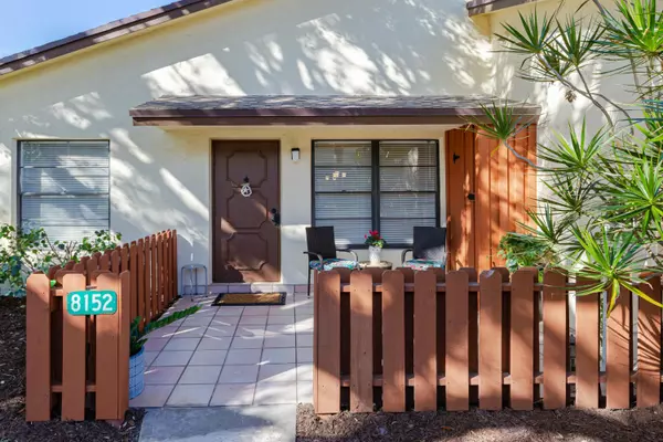 8152 SE Villa WAY, Hobe Sound, FL 33455