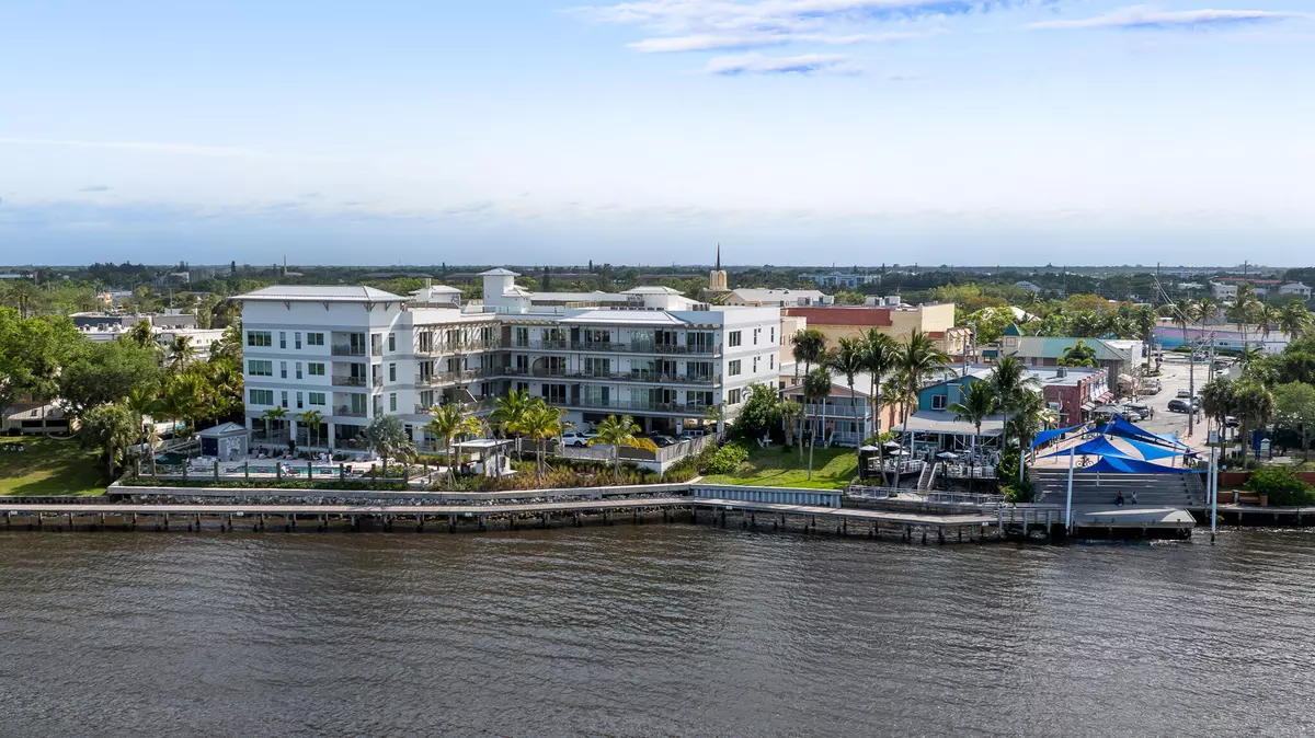 Stuart, FL 34994,41 SW Seminole ST 310