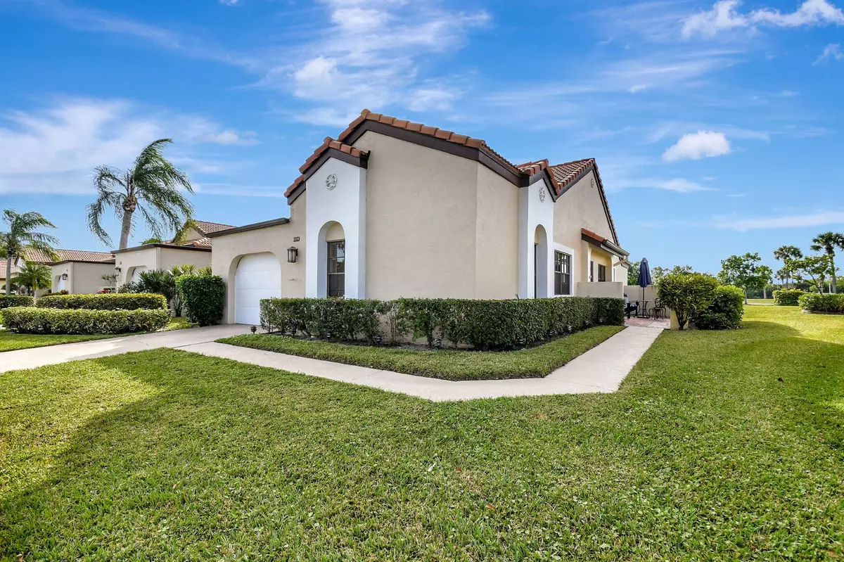 Boynton Beach, FL 33472,8326 NE Mooring CIR