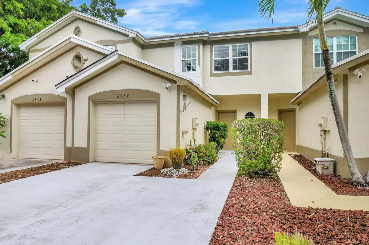 Lake Worth, FL 33463,6329 Crescent Lake WAY