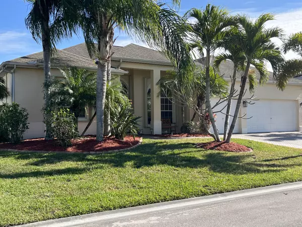 Vero Beach, FL 32968,607 SW Tangelo CIR