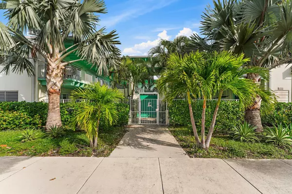 Lake Worth Beach, FL 33460,702 N Federal HWY B11