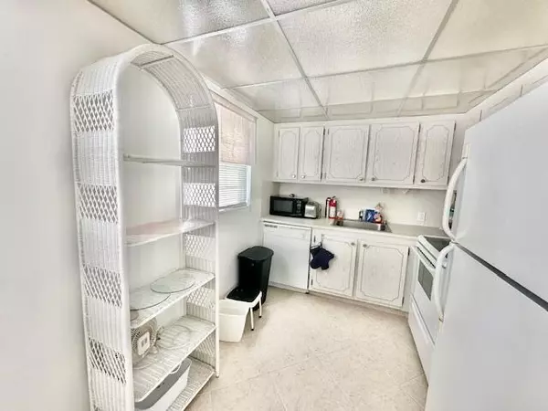 Boca Raton, FL 33434,85 Dorset C