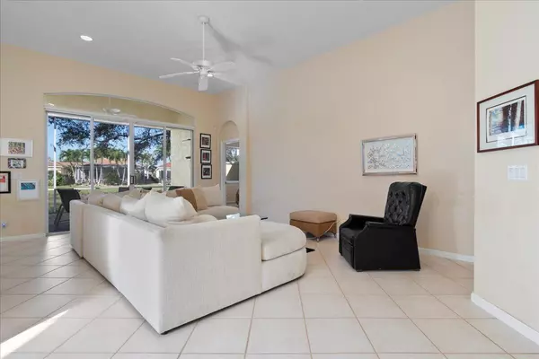 Delray Beach, FL 33446,7020 Demedici CIR