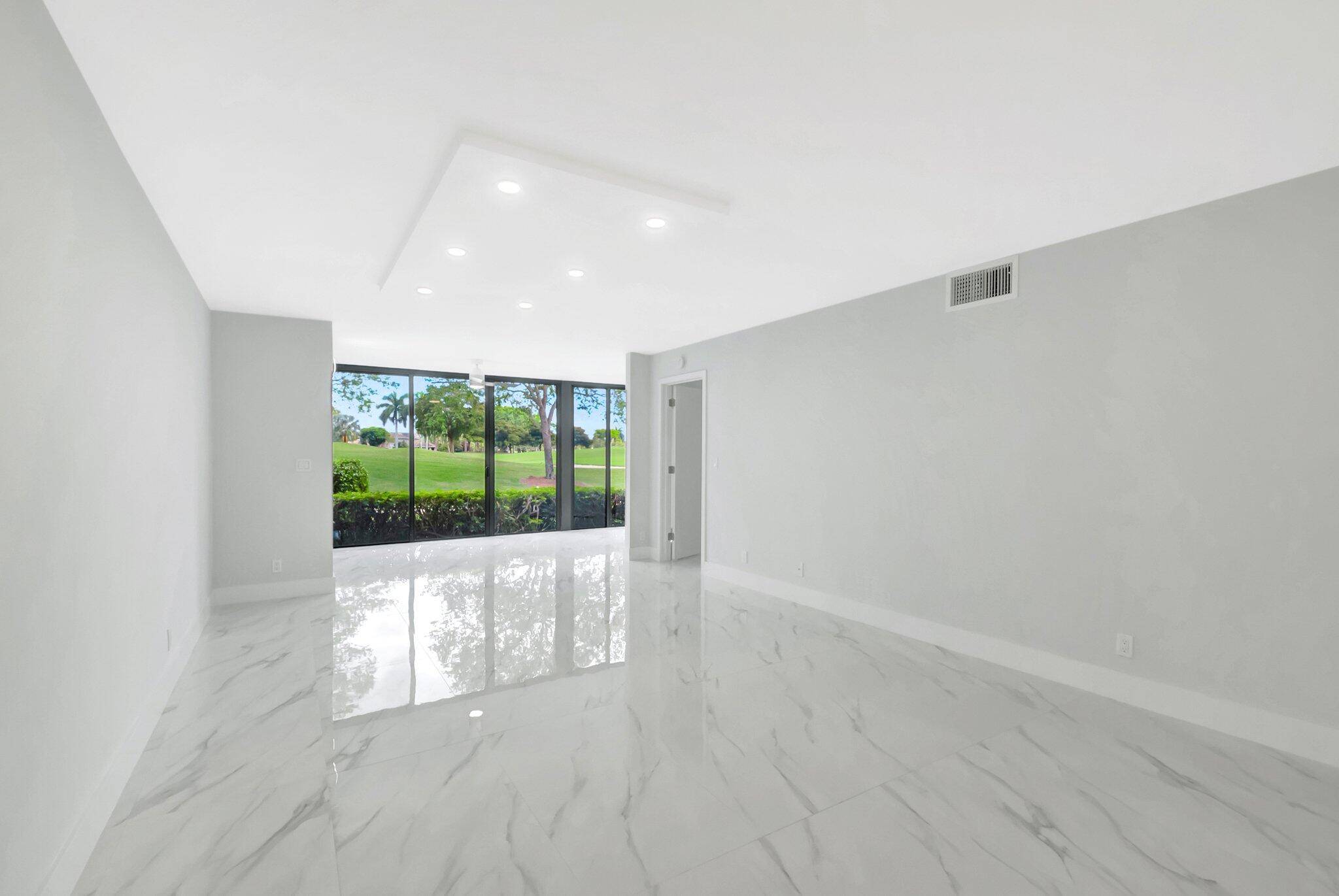 Delray Beach, FL 33446,15678 Loch Maree 6102 LN 6102