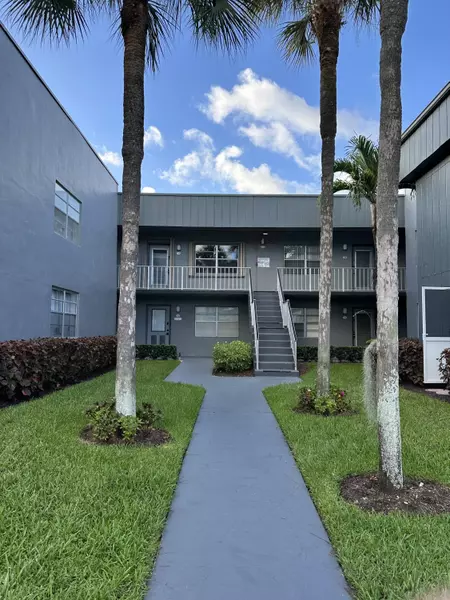 215 E Flanders 215, Delray Beach, FL 33484