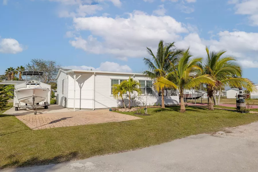 7370 129th ST, Sebastian, FL 32958