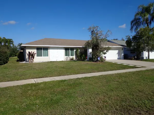 13953 Geranium PL, Wellington, FL 33414