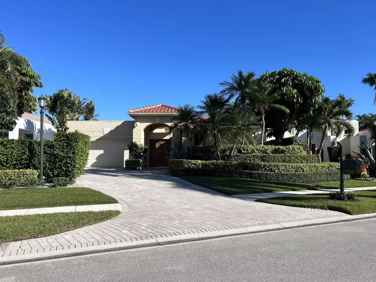 Boca Raton, FL 33496,17260 Coral Cove WAY