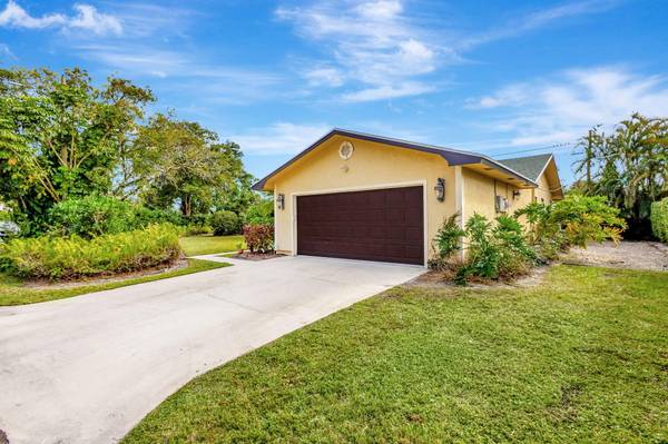 9506 SE River TER, Jupiter, FL 33469