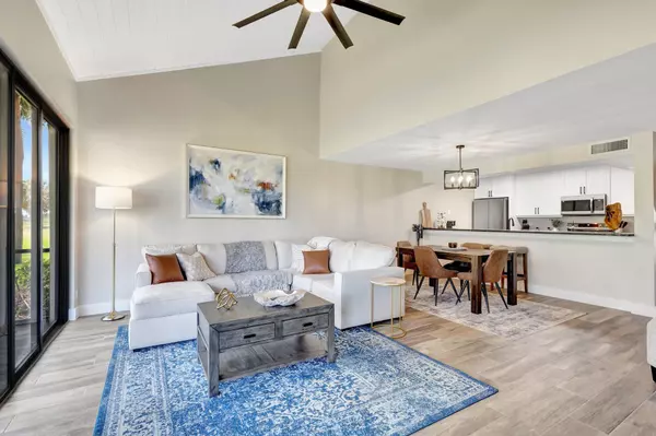 Palm Beach Gardens, FL 33418,295 Old Meadow WAY