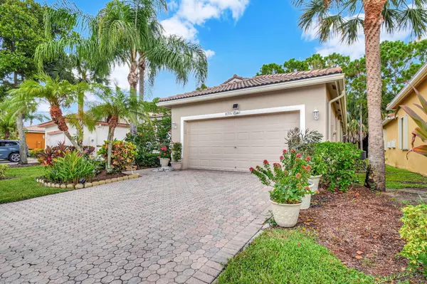 Boynton Beach, FL 33472,8195 Bellafiore WAY