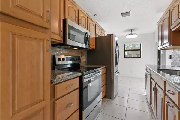 Delray Beach, FL 33484,5110 Nesting WAY B