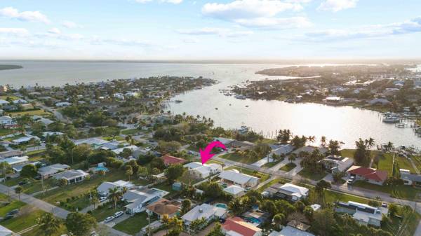 Fort Pierce, FL 34949,326 Fernandina ST