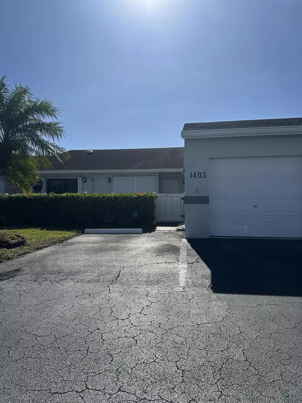 2640 W Gately DR 1403, West Palm Beach, FL 33415