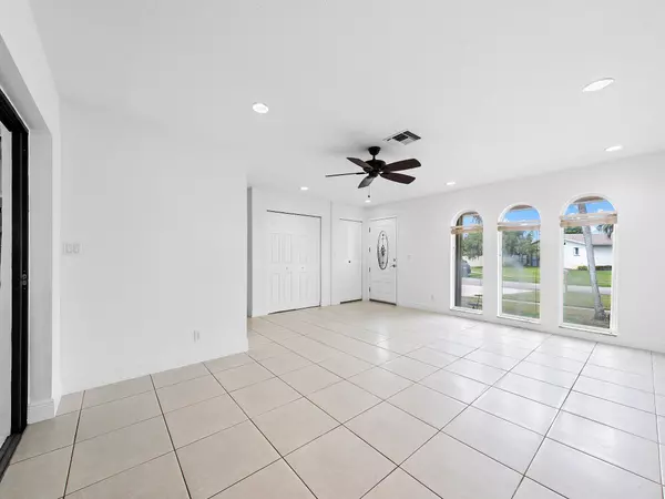 Delray Beach, FL 33484,14718 Shadow Wood LN