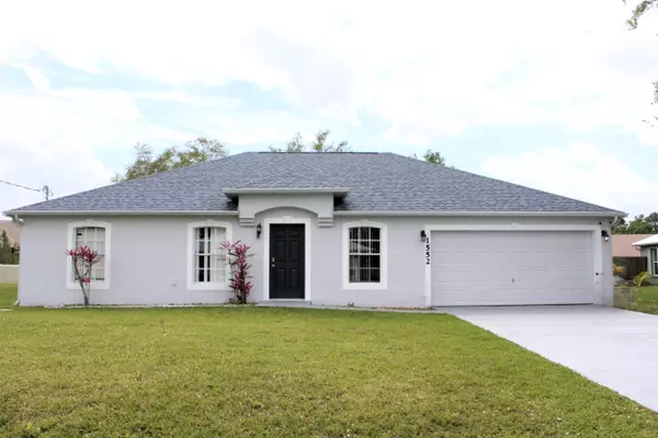 1552 SW SW Neponset RD, Port Saint Lucie, FL 34953