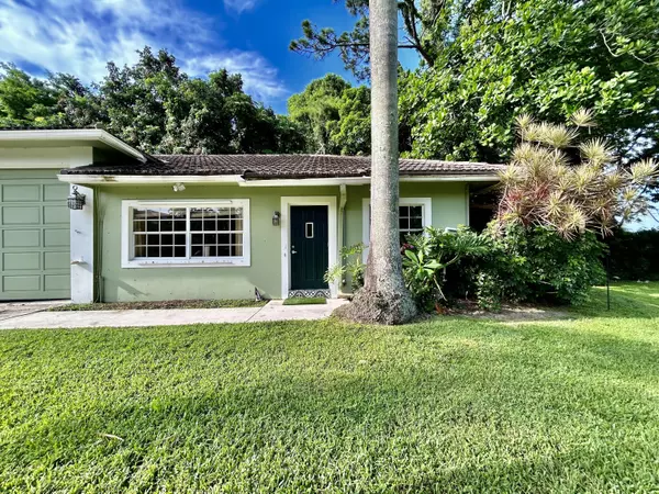 Lake Worth, FL 33462,6225 Pine DR Guest House