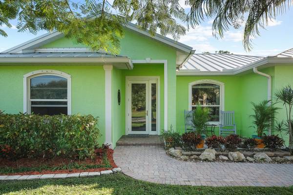 502 NW Ember WAY, Jensen Beach, FL 34957