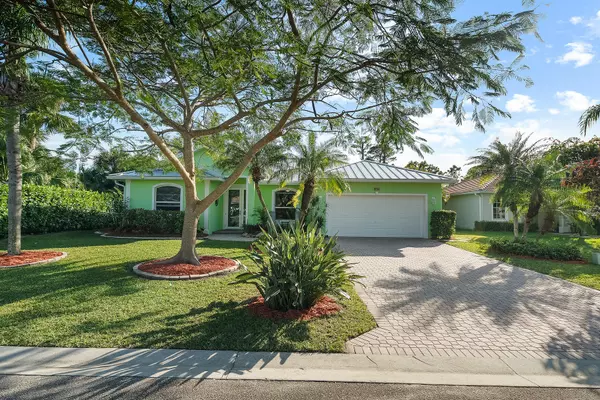 502 NW Ember WAY, Jensen Beach, FL 34957