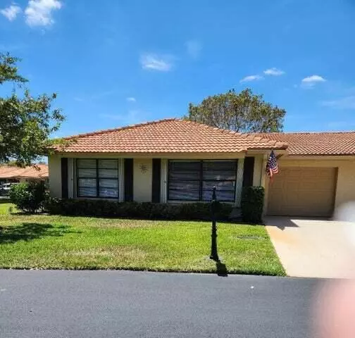 4685 E Laurel Tree RD, Boynton Beach, FL 33436