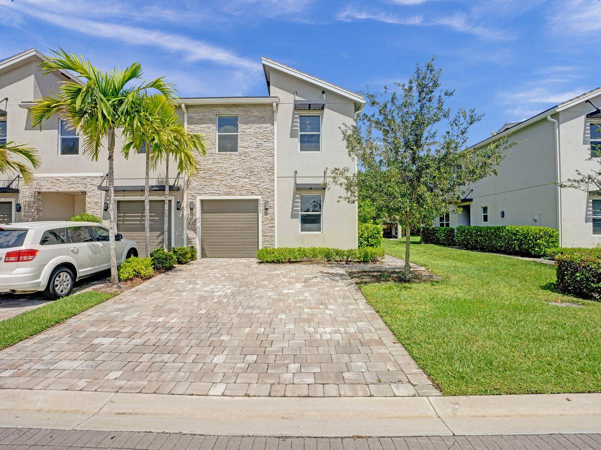 Lake Worth, FL 33467,8833 Via Mar Rosso