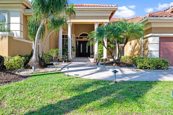 Boca Raton, FL 33496,3807 Coventry LN