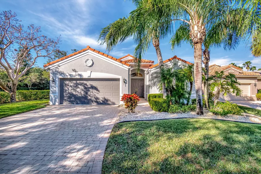 9995 Torino DR, Lake Worth, FL 33467