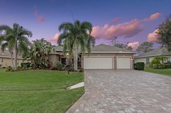 5828 NW Windy Pines LN, Port Saint Lucie, FL 34986