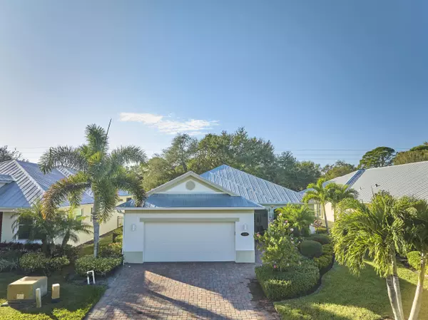 443 SW 11th SQ, Vero Beach, FL 32962