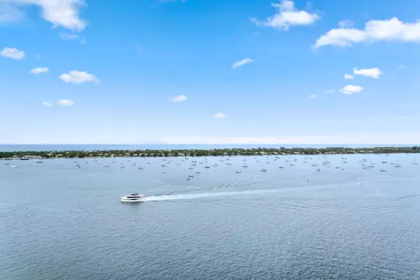 West Palm Beach, FL 33407,5200 N Flagler DR 2301