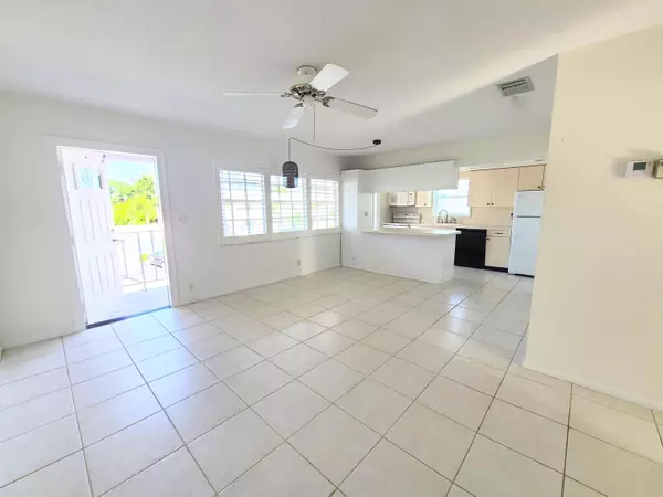 Ocean Ridge, FL 33435,5505 N N Ocean BLVD 2-201