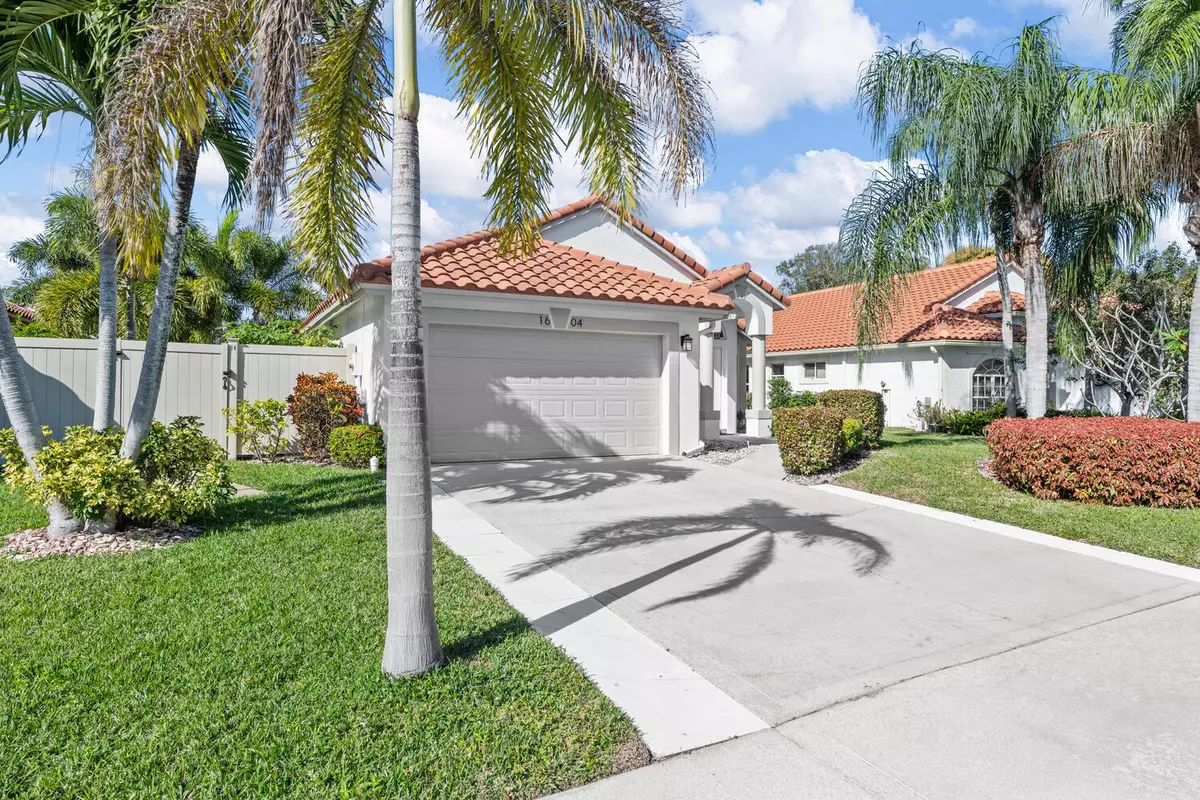 Wellington, FL 33414,1604 Oak Berry CIR