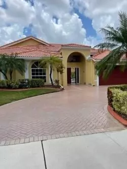 Coral Springs, FL 33076,9978 N Springs WAY