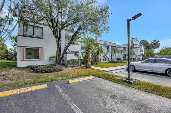 Weston, FL 33326,159 Lakeview DR 101