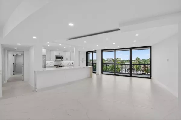 Highland Beach, FL 33487,4740 S S Ocean BLVD 503