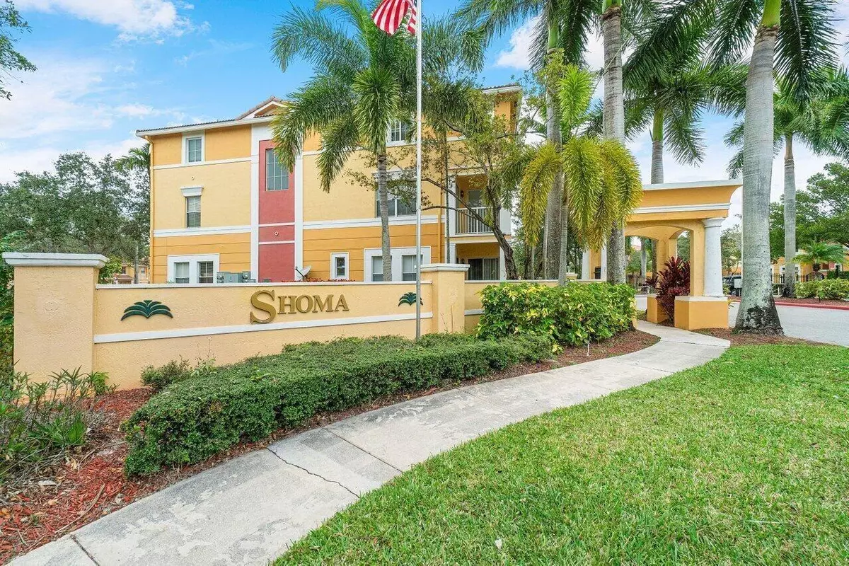 Royal Palm Beach, FL 33414,3904 Shoma DR