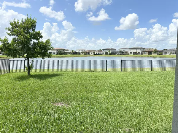 Port Saint Lucie, FL 34987,8292 NW Greenbank CIR