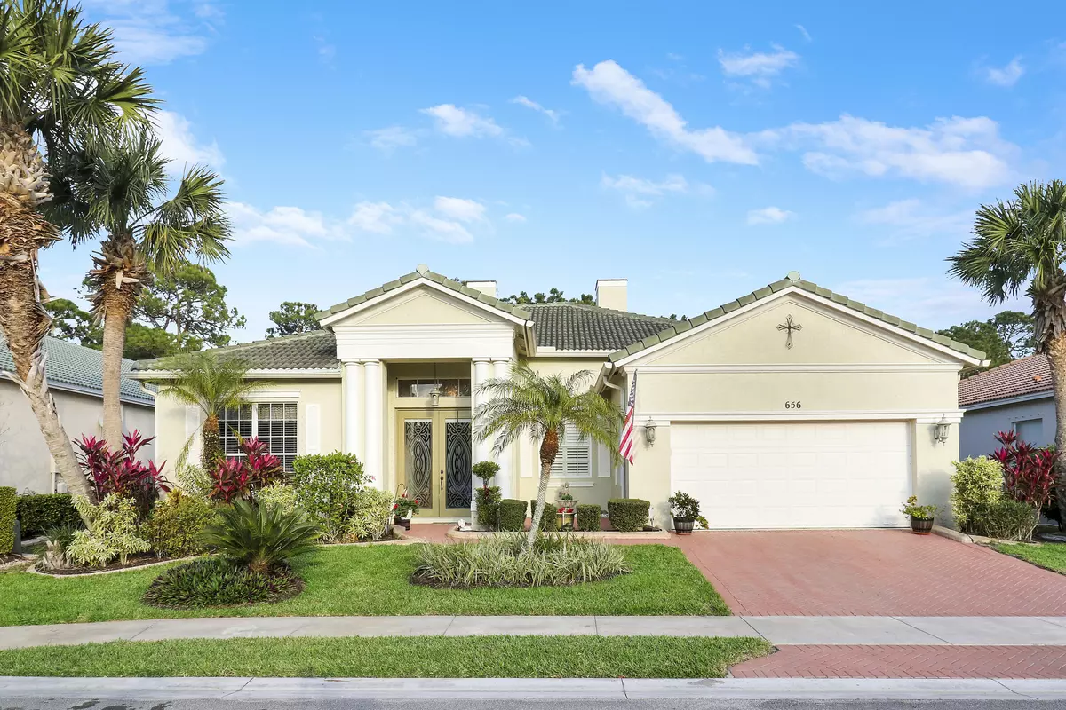 Port Saint Lucie, FL 34986,656 SW Little Talbot CT