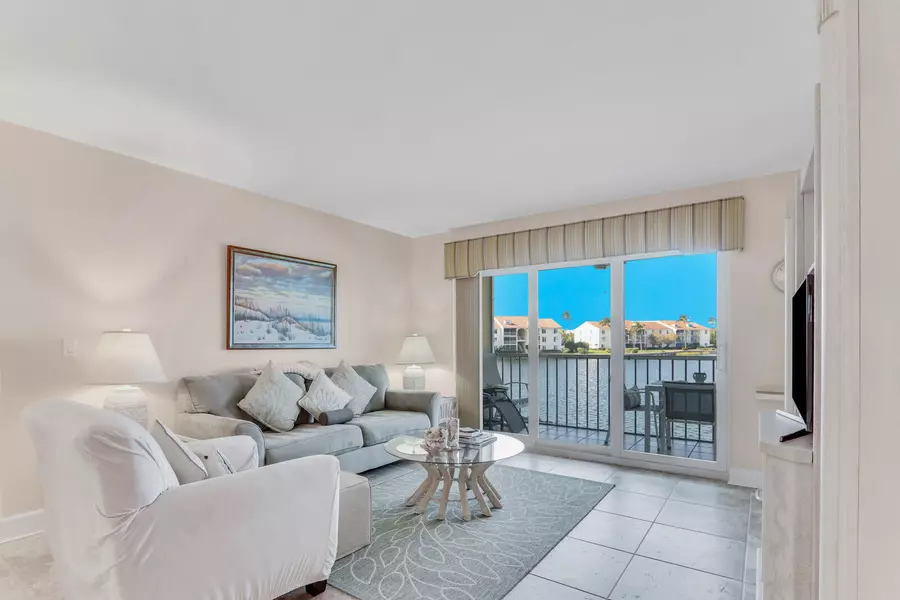 4436 NE Ocean BLVD 100-F2, Jensen Beach, FL 34957