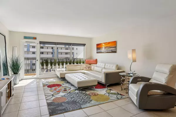 Lauderdale By The Sea, FL 33062,1800 S Ocean BLVD 604