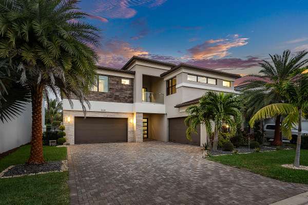 8639 Dream Falls ST, Boca Raton, FL 33496