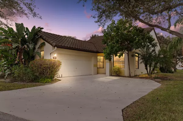 387 Driftwood TER, Boca Raton, FL 33431