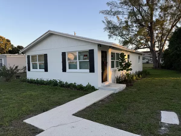 Riviera Beach, FL 33404,1341 W 32nd ST