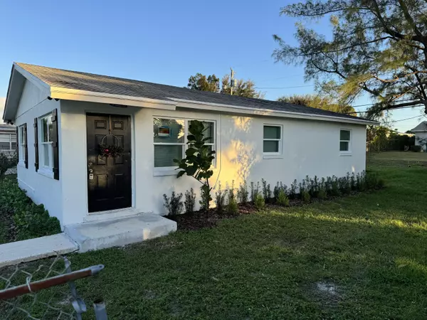 Riviera Beach, FL 33404,1341 W 32nd ST