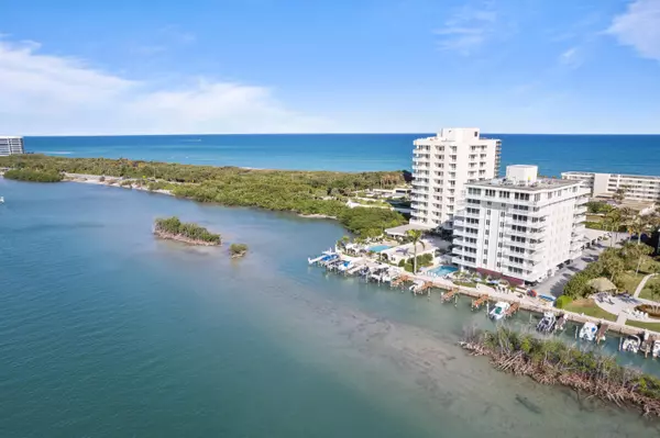 Tequesta, FL 33469,375 Beach RD 702